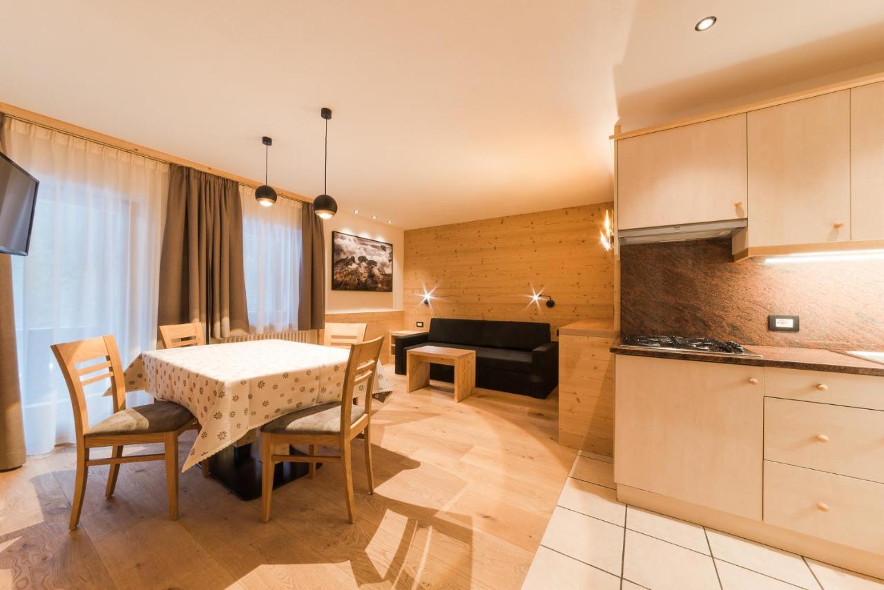 Residence Chalet Pinis Corvara In Badia Exterior photo